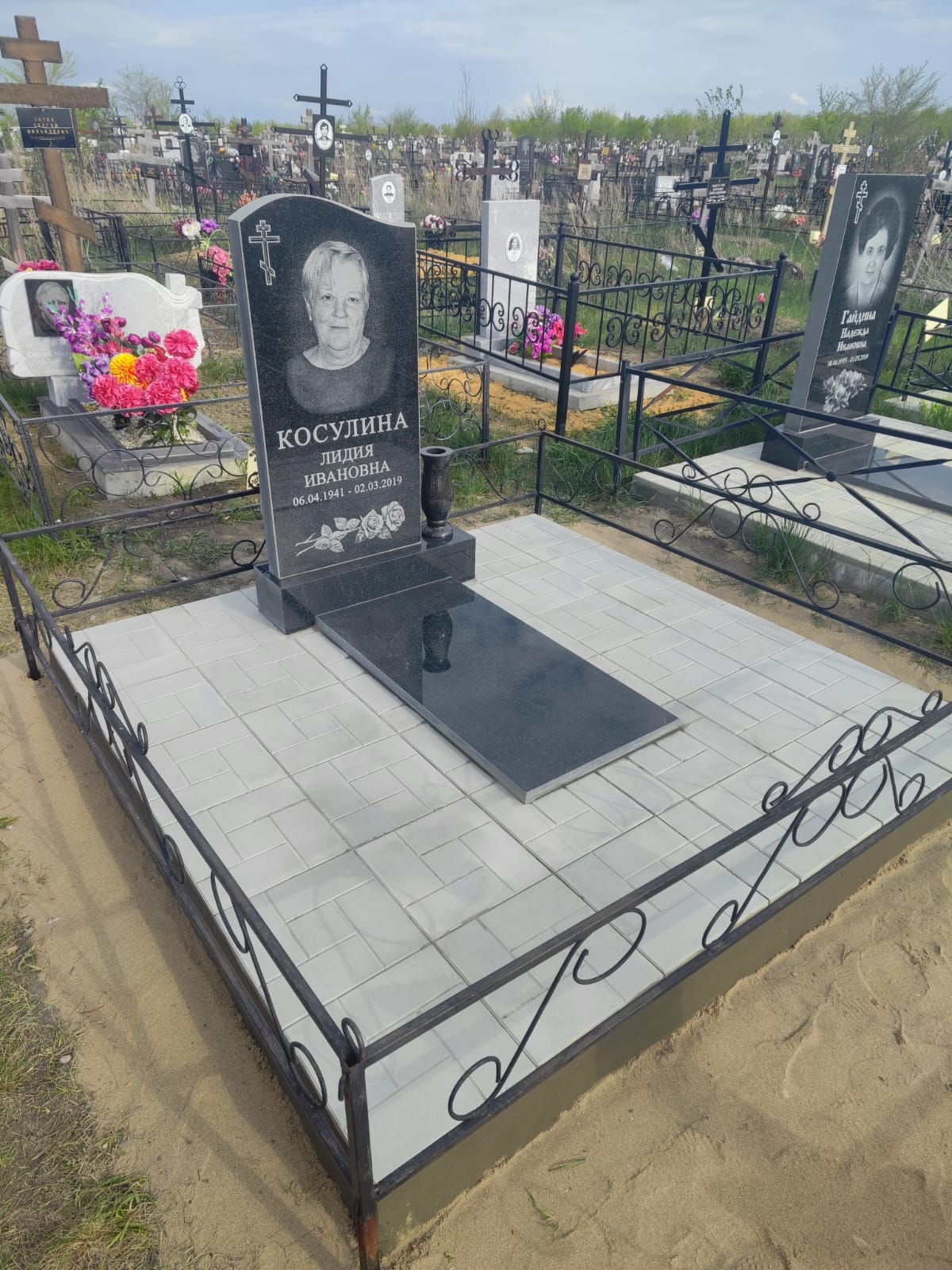 Место установки Новогородское кладбище, год установки 2025